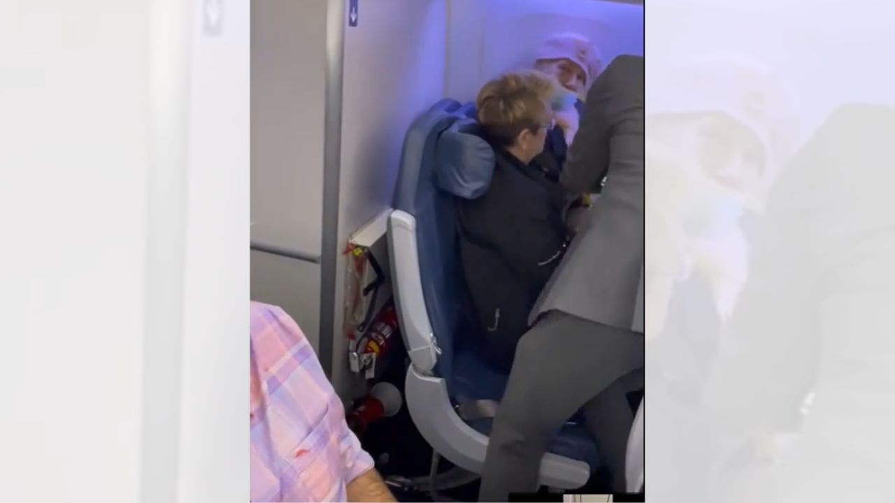 stowaway-jfk-airport-fbi