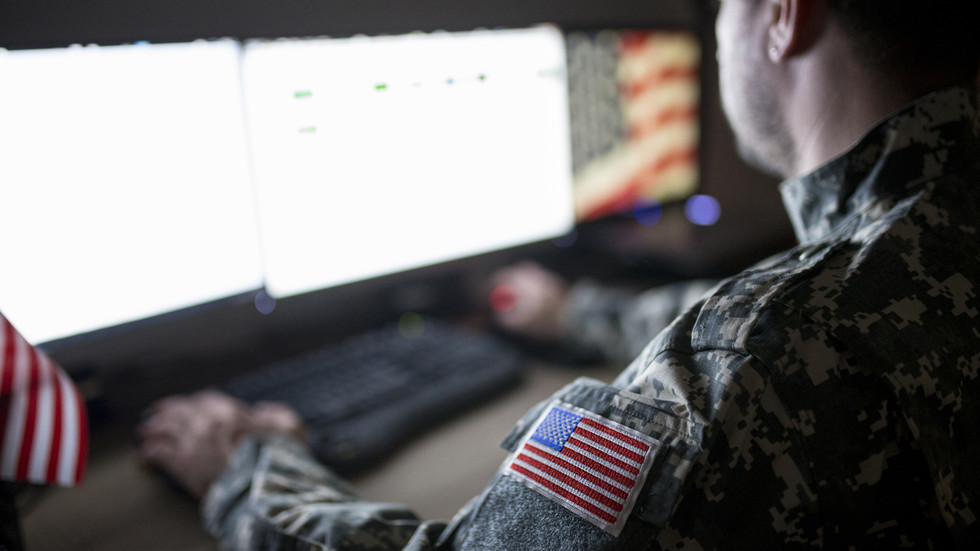 army-lawyer-sentenced-dod-materials